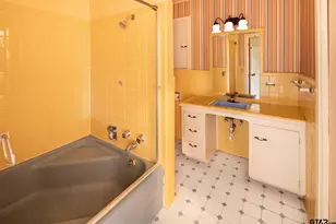 2745 Curtis, Tyler, TX 75701 - Photo 31