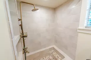 1010 S Williams Ave, Mount Pleasant, TX 75455 - Photo 11