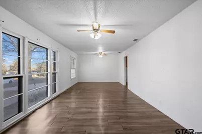 2228 Sampson Place, Tyler, TX 75701 - Photo 7