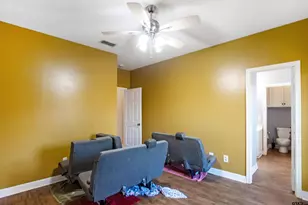 1687 W Point Rd, Kilgore, TX 75662 - Photo 17