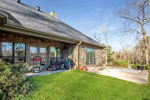 1687 W Point Rd, Kilgore, TX 75662 - Photo 37