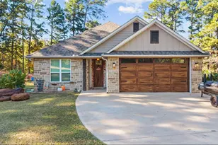 500 Private Rd 8454, Palestine, TX 75803 - Photo 1