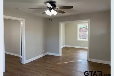 703 E Hillsboro St, Tyler, TX 75702 - Photo 3