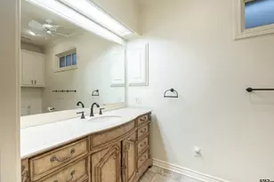 736 Fairmont Dr, Tyler, TX 75701 - Photo 21