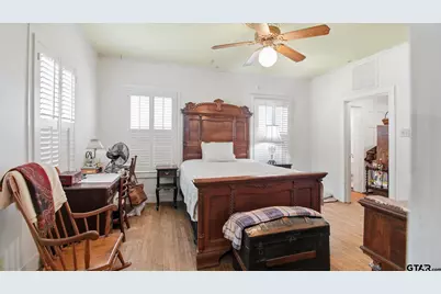 403 Woodlawn St, Henderson, TX 75652 - Photo 15