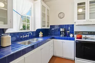 403 Woodlawn St, Henderson, TX 75652 - Photo 13