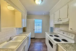 4614 Edinburgh, Tyler, TX 75703 - Photo 9