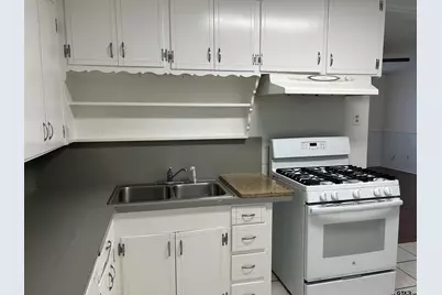 509 N Line, Mineola, TX 75773 - Photo 3