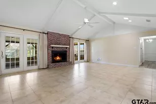 3820 Donnybrook, Tyler, TX 75701 - Photo 3