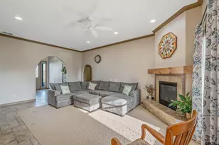 488 Vz County Road 4504, Ben Wheeler, TX 75754 - Photo 11
