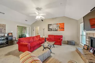 20081 Bluegrass Cir, Flint, TX 75762 - Photo 5