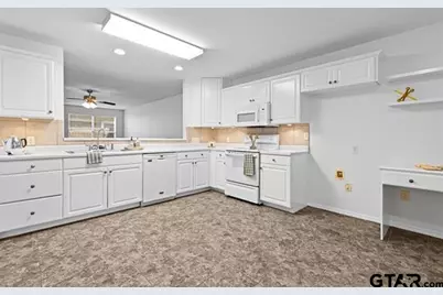 1807 Paverstone Lane, Longview, TX 75605 - Photo 11