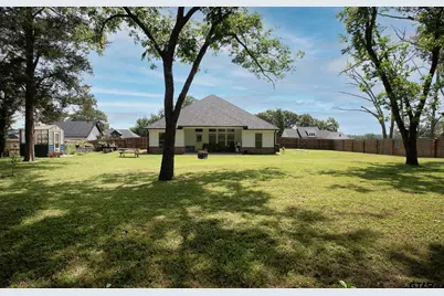 15807 Avery Ln, Lindale, TX 75771 - Photo 7