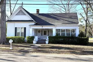 300 S Beech, Winnsboro, TX 75494 - Photo 1