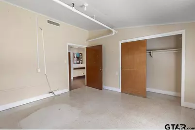 510 E Bonham, Jefferson, TX 75657 - Photo 15