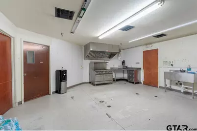 510 E Bonham, Jefferson, TX 75657 - Photo 27