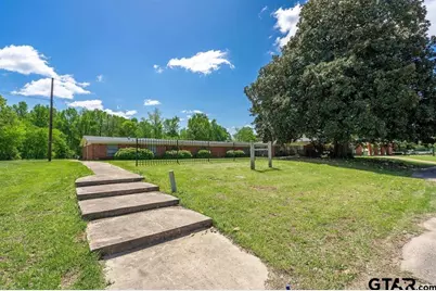 510 E Bonham, Jefferson, TX 75657 - Photo 21