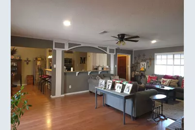 109 Randal, Pittsburg, TX 75686 - Photo 3