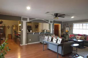 109 Randal, Pittsburg, TX 75686 - Photo 3