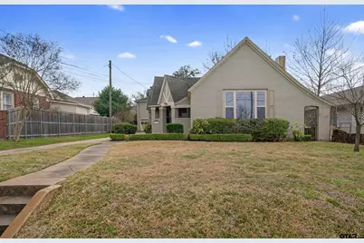 328 Mockingbird Drive, Tyler, TX 75701 - Photo 3