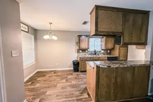 106 Westpark St, Pittsburg, TX 75686 - Photo 5