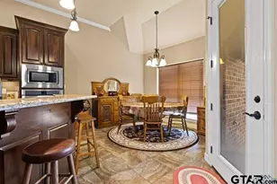 125 Towering Oaks Br, Longview, TX 75602 - Photo 13