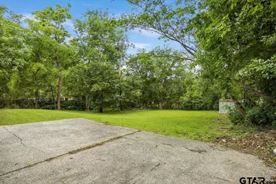1912 W Oakwood, Tyler, TX 75702 - Photo 31