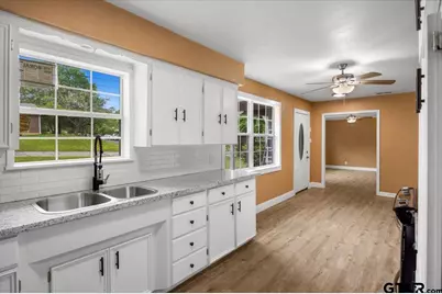 1912 W Oakwood, Tyler, TX 75702 - Photo 9