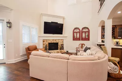 7130 Holly Square Ct, Tyler, TX 75703 - Photo 5