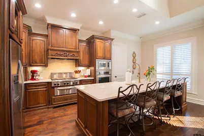 7130 Holly Square Ct, Tyler, TX 75703 - Photo 9