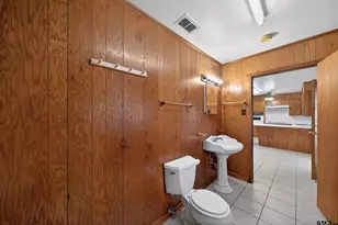 106 Southview Dr, Henderson, TX 75654 - Photo 13