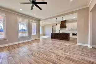 195 Clara Ln, Kilgore, TX 75662 - Photo 11