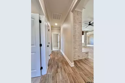 195 Clara Ln, Kilgore, TX 75662 - Photo 41