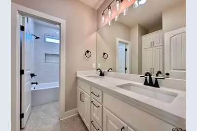 195 Clara Ln, Kilgore, TX 75662 - Photo 43