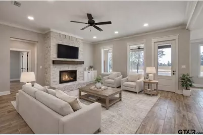 195 Clara Ln, Kilgore, TX 75662 - Photo 9