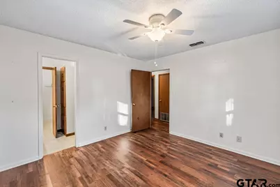 209 Beach, Jacksonville, TX 75766 - Photo 13