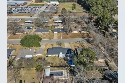 1208 Briarwood Ln, Longview, TX 75604 - Photo 41