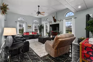 210 Kenneth Dr, Henderson, TX 75652 - Photo 5