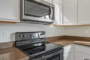 112 Summit Cv, Jacksonville, TX 75766 - Photo 5