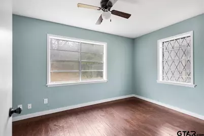 908 Crosby, Tyler, TX 75702 - Photo 15