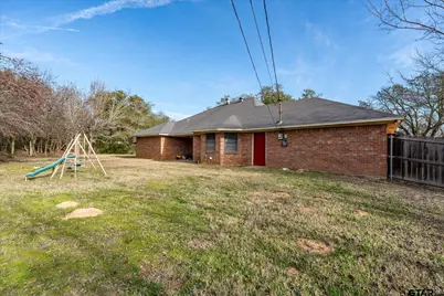 226 Colonial Cir, Athens, TX 75751 - Photo 27