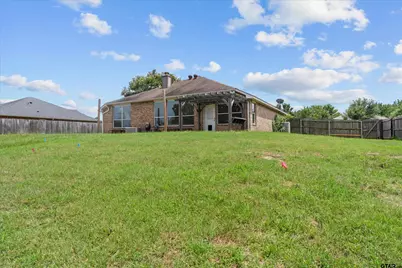 833 Greenwood Circle, Lindale, TX 75771 - Photo 9