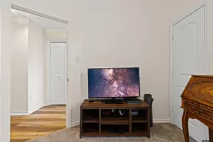 1502 Peach St, Kilgore, TX 75662 - Photo 31