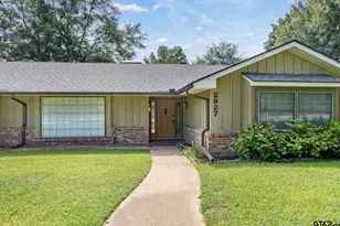 2827 Fairfax Dr, Tyler, TX 75701 - Photo 5