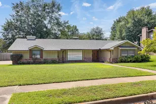 2827 Fairfax Dr, Tyler, TX 75701 - Photo 1