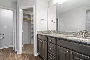 302 Collins Ave, Longview, TX 75605 - Photo 21
