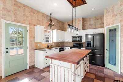 1879 Fig, Gilmer, TX 75644 - Photo 15