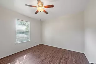 307 Lone Star Ln, Hideaway, TX 75771 - Photo 3