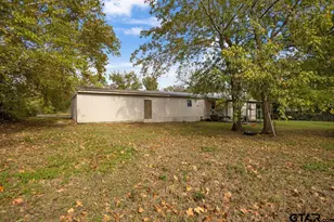 204 W Tarbutton St, Troup, TX 75789 - Photo 27