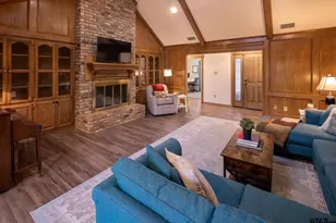 903 Woodland Hills Dr, Tyler, TX 75701 - Photo 5